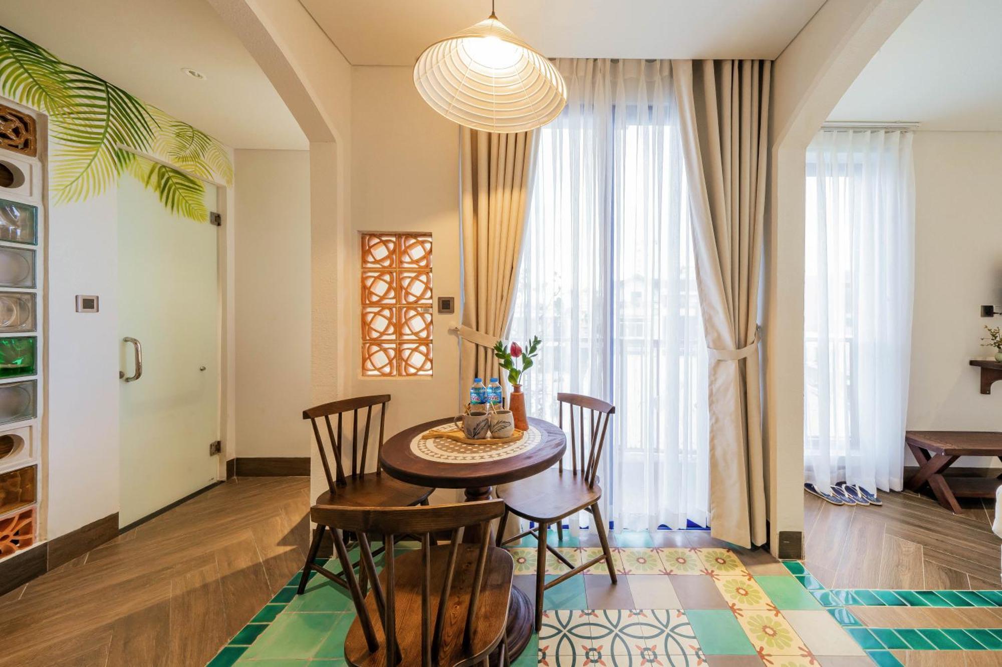 Seahorse Signature By Haviland 3*